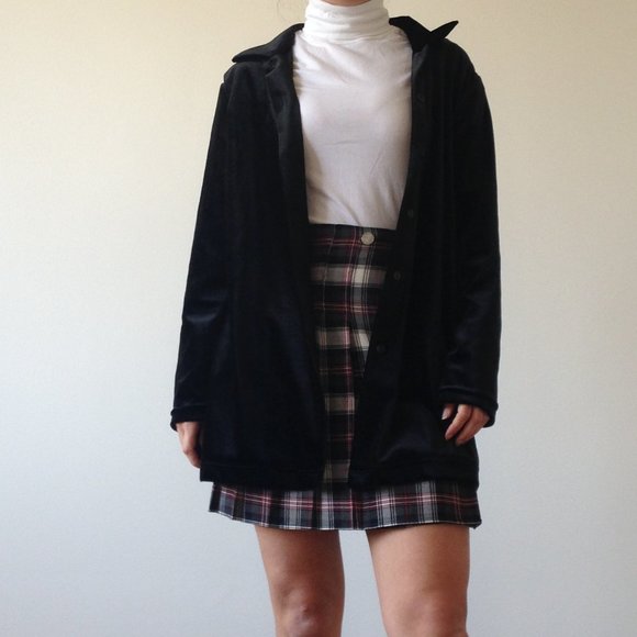 Carroll Reed - Black Velvet Cardigan - Picture 2 of 9